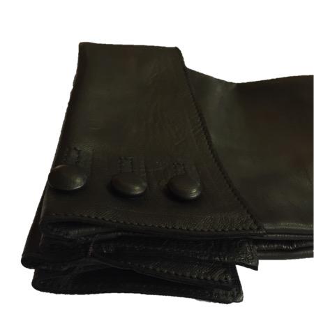 Gwyneth - Women's Silk Lined Leather Button Gloves
