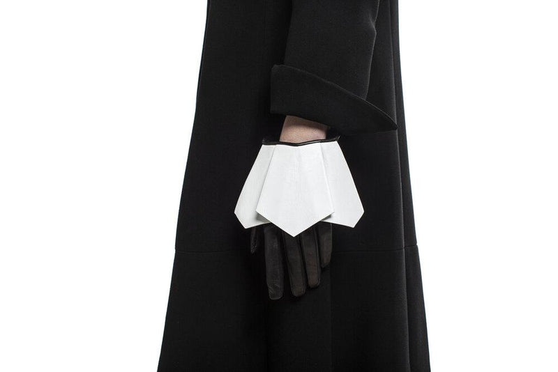 Black/White