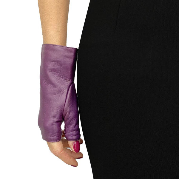 Fergie Cuff - Women’s Silk Lined Leather Gloves